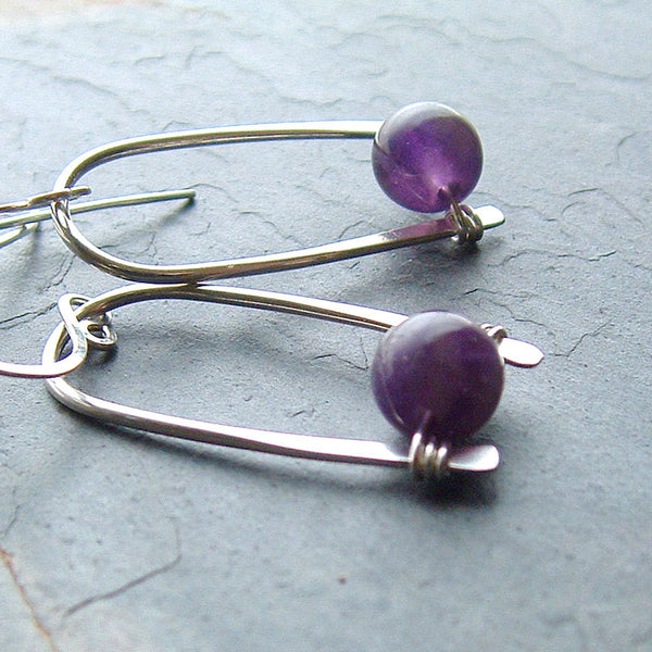 inverted hoop earring
