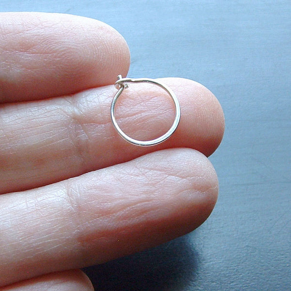 tiny single hoop