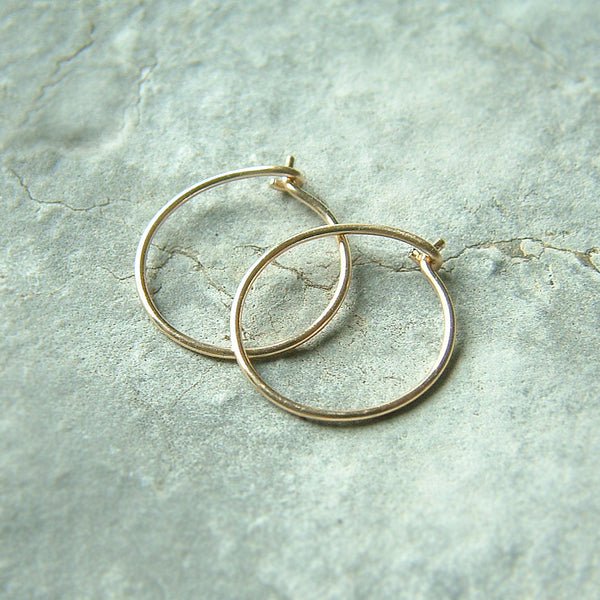 simple gold hoops