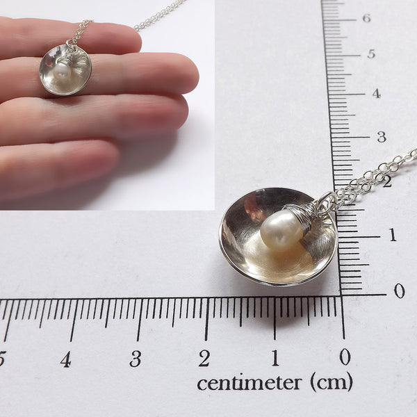 Nested Pearl Necklace